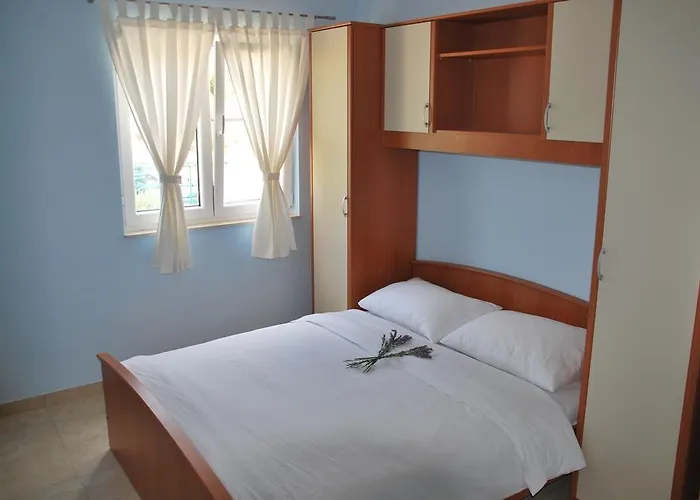 Lunaris Appartement *